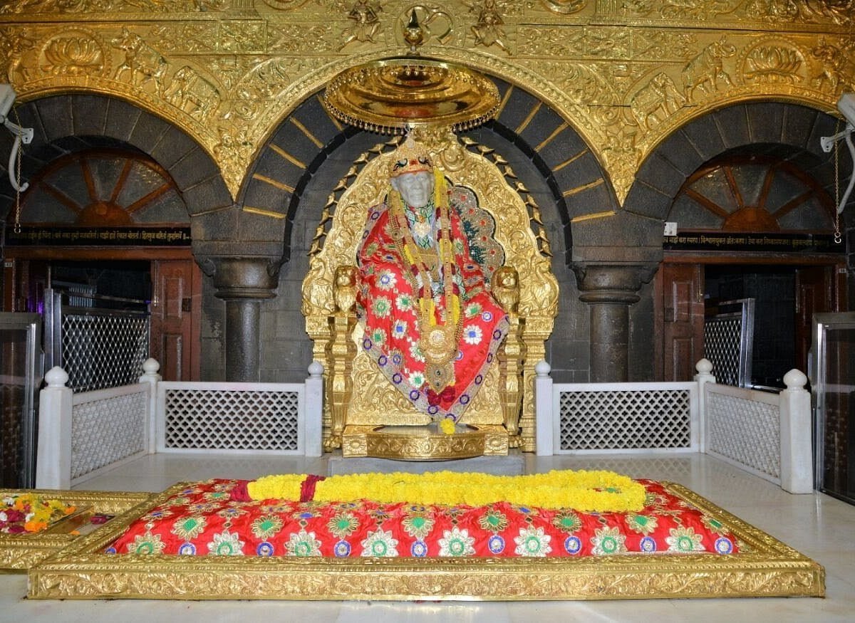 hyderabad to shirdi cab